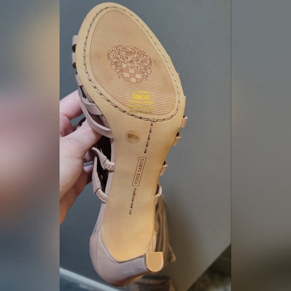 BRAND NEW VINCE CAMUTO KASE GLADIATOR HEELS - Picture 7 of 9